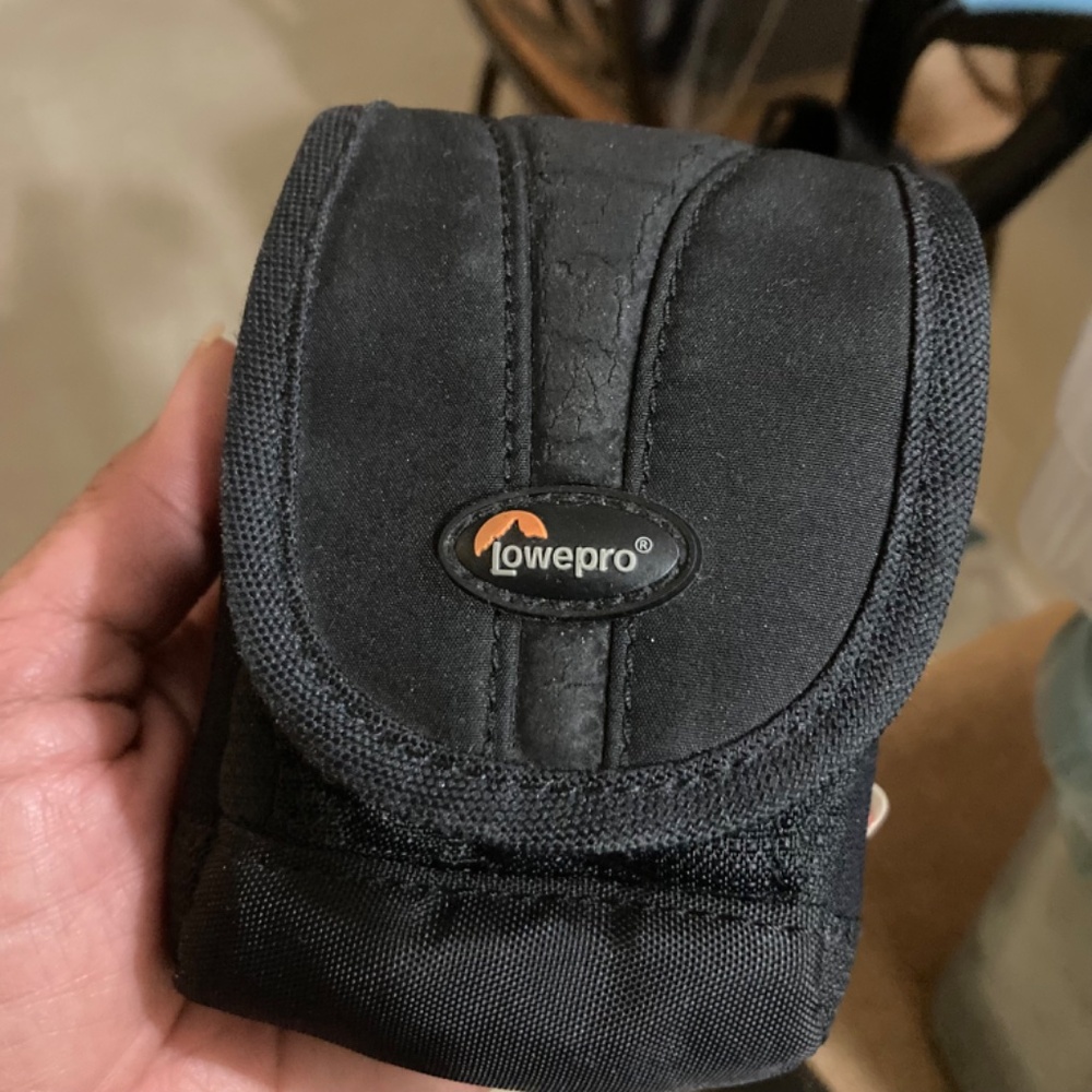 LowePro Camera Bag Pouch, Black, 3.5" x 4" x 2.5"